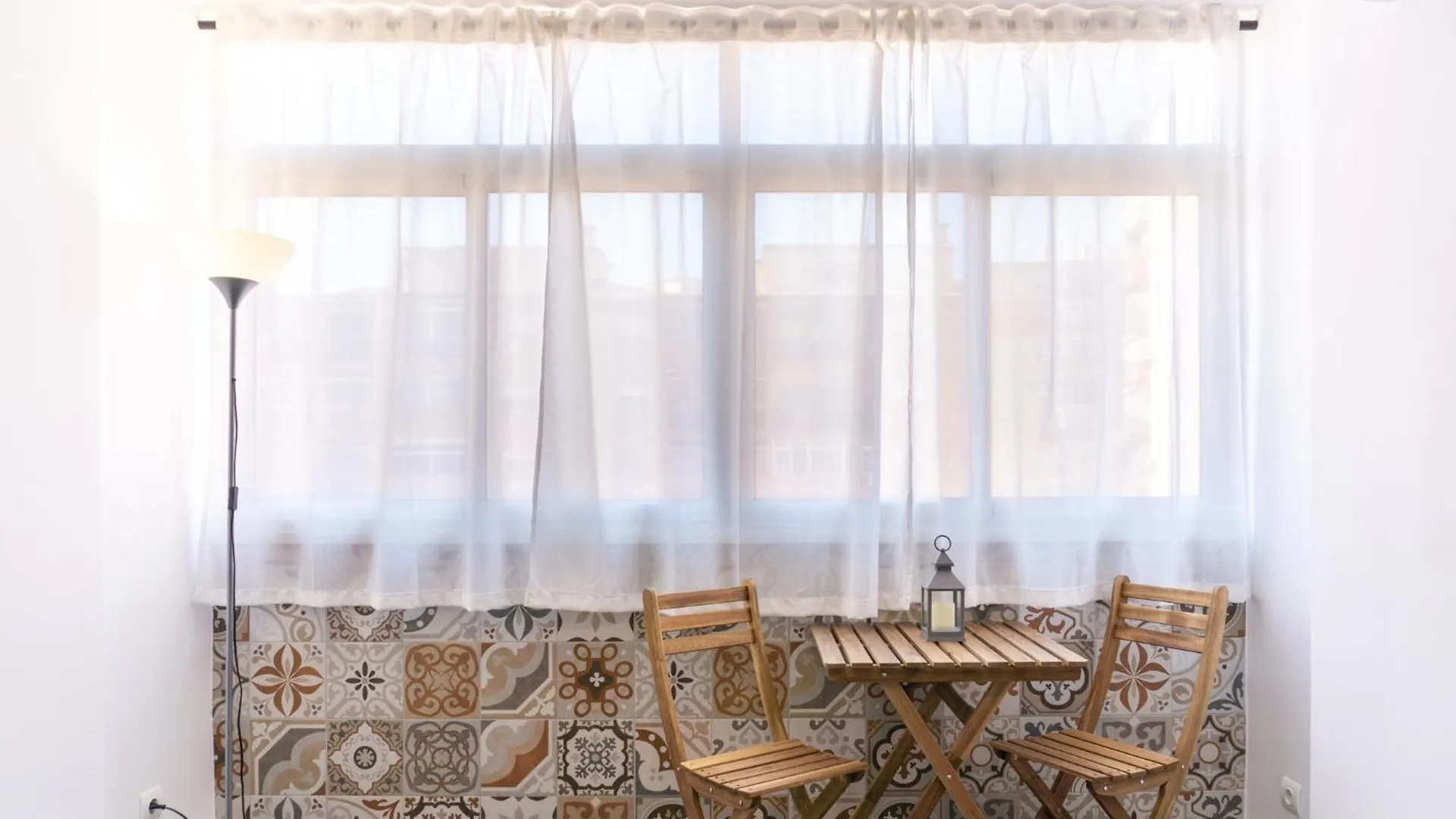 Apartamento Amplio Con Dos Banos Malaga
