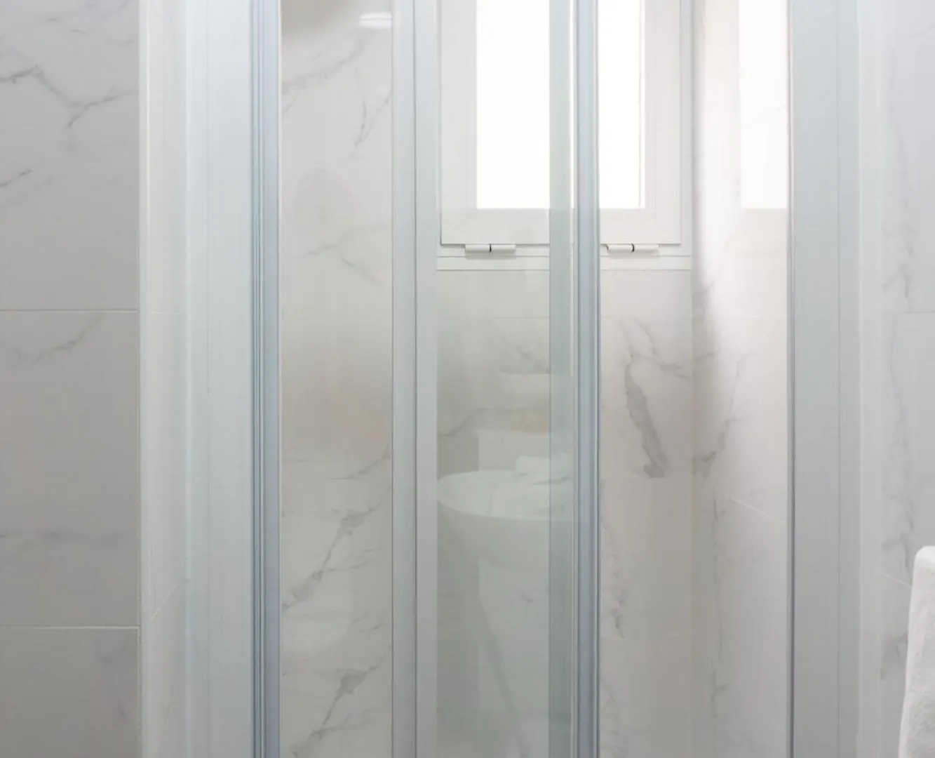 Apartamento Amplio Con Dos Banos 马拉加 公寓